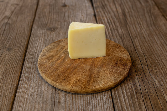 Formaggio Pecorino Lucano Fresco